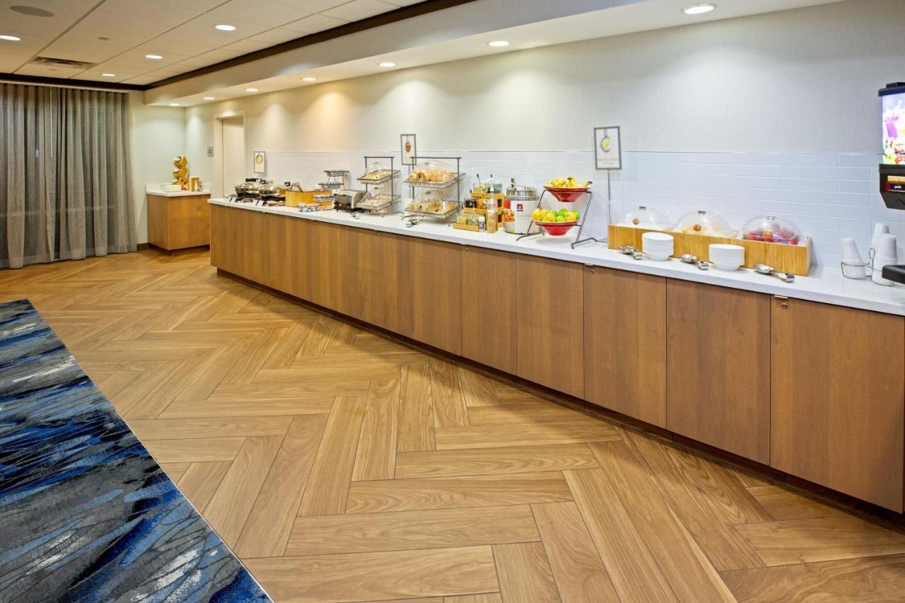 Fairfield Inn & Suites By Marriott אליזבתטאון מראה חיצוני תמונה