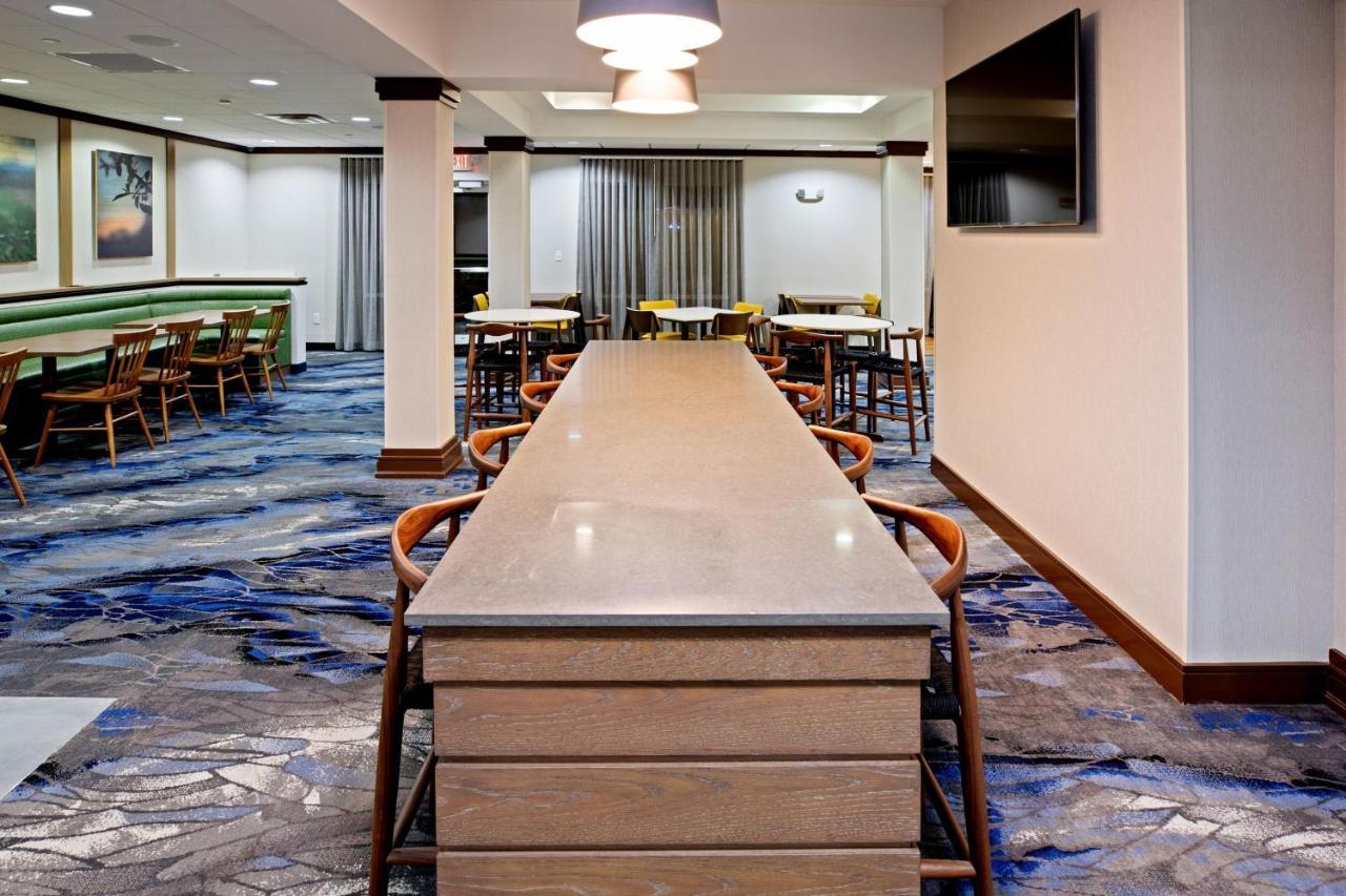 Fairfield Inn & Suites By Marriott אליזבתטאון מראה חיצוני תמונה