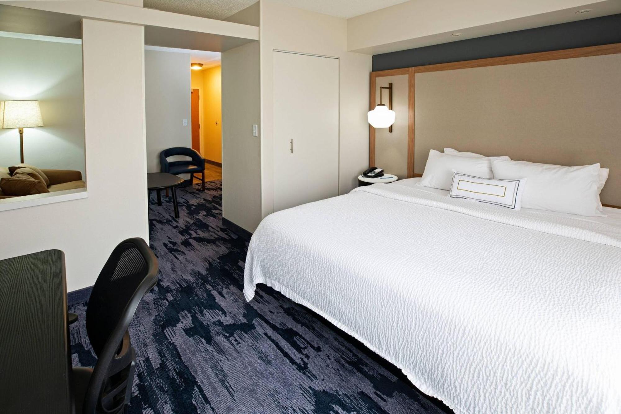 Fairfield Inn & Suites By Marriott אליזבתטאון מראה חיצוני תמונה
