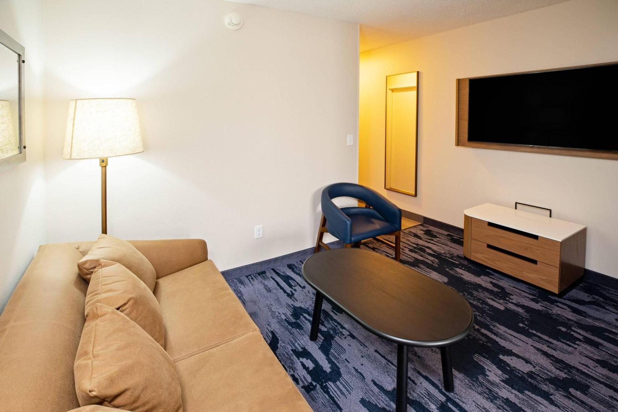 Fairfield Inn & Suites By Marriott אליזבתטאון מראה חיצוני תמונה